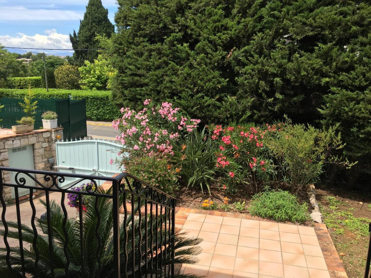 Villa Alessia Антиб Экстерьер фото